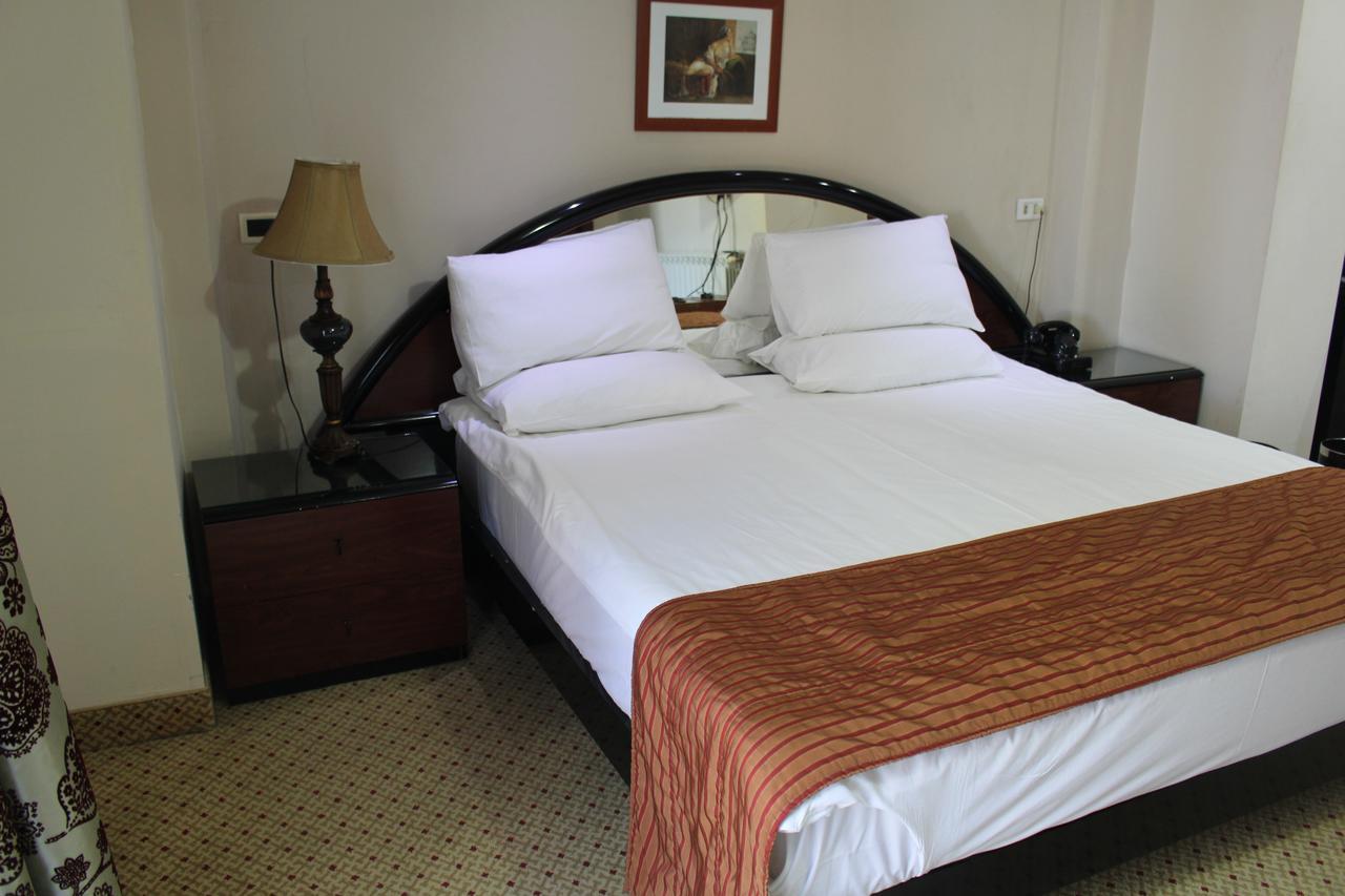 Colibri Hotel Brummana Dış mekan fotoğraf